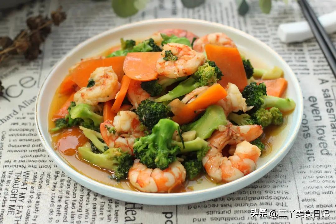 女性增强免疫力必吃的20种食物 (重营养强体魄每天吃它提高免疫力)