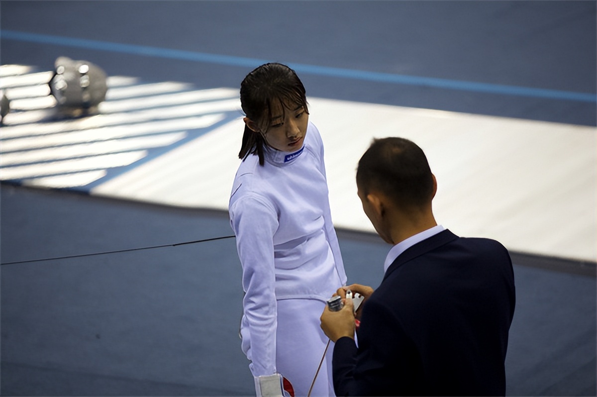 击剑李羿萱,临沂市击剑冠军