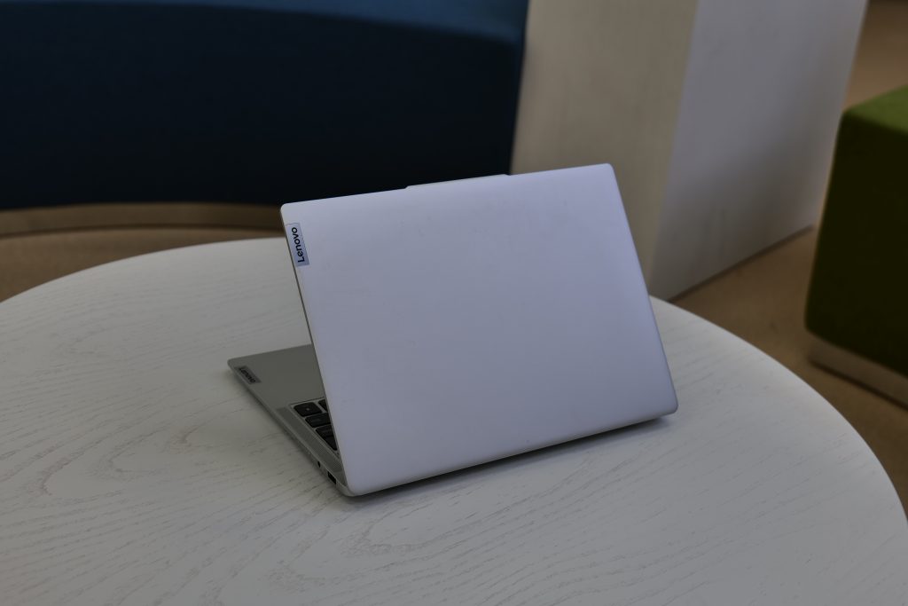 联想小新air142023款评测,联想小新air14旗舰版和升级版