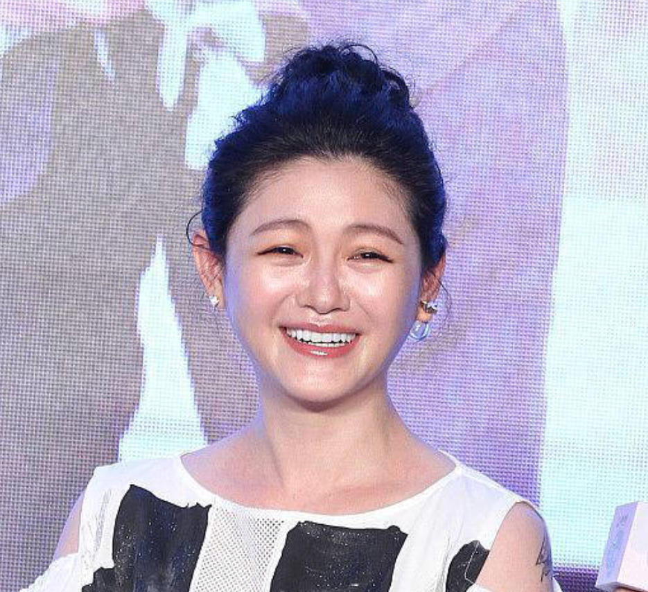 明星脸部僵硬的图片,很多明星脸僵是怎么回事