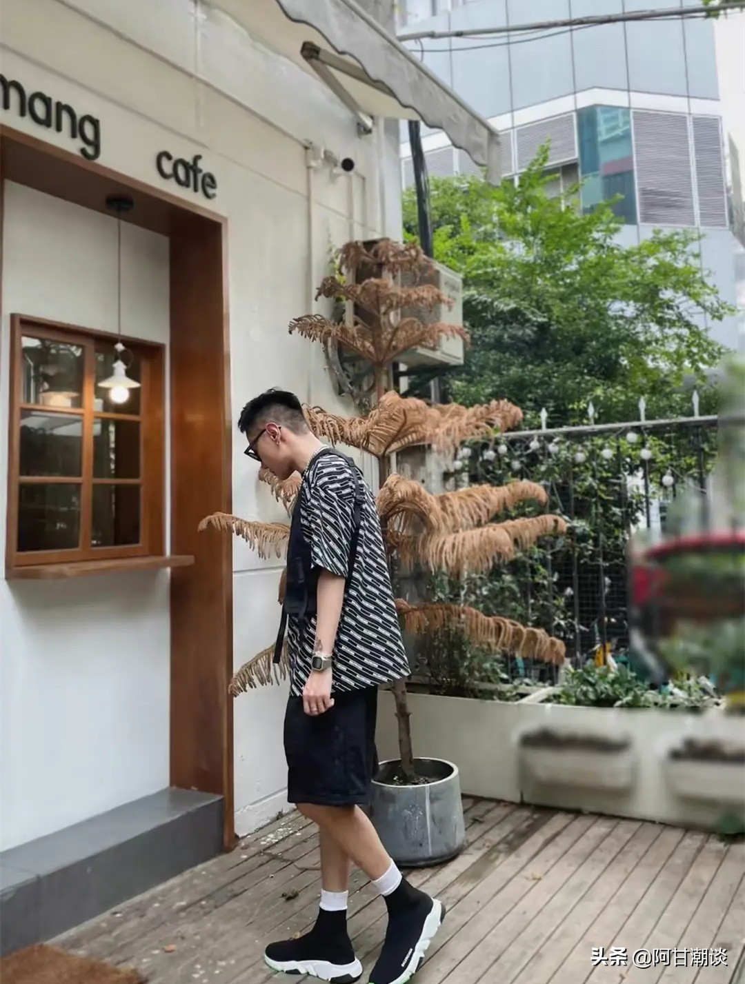 balenciaga巴黎世家印花运动鞋,balenciaga巴黎世家鞋子测评