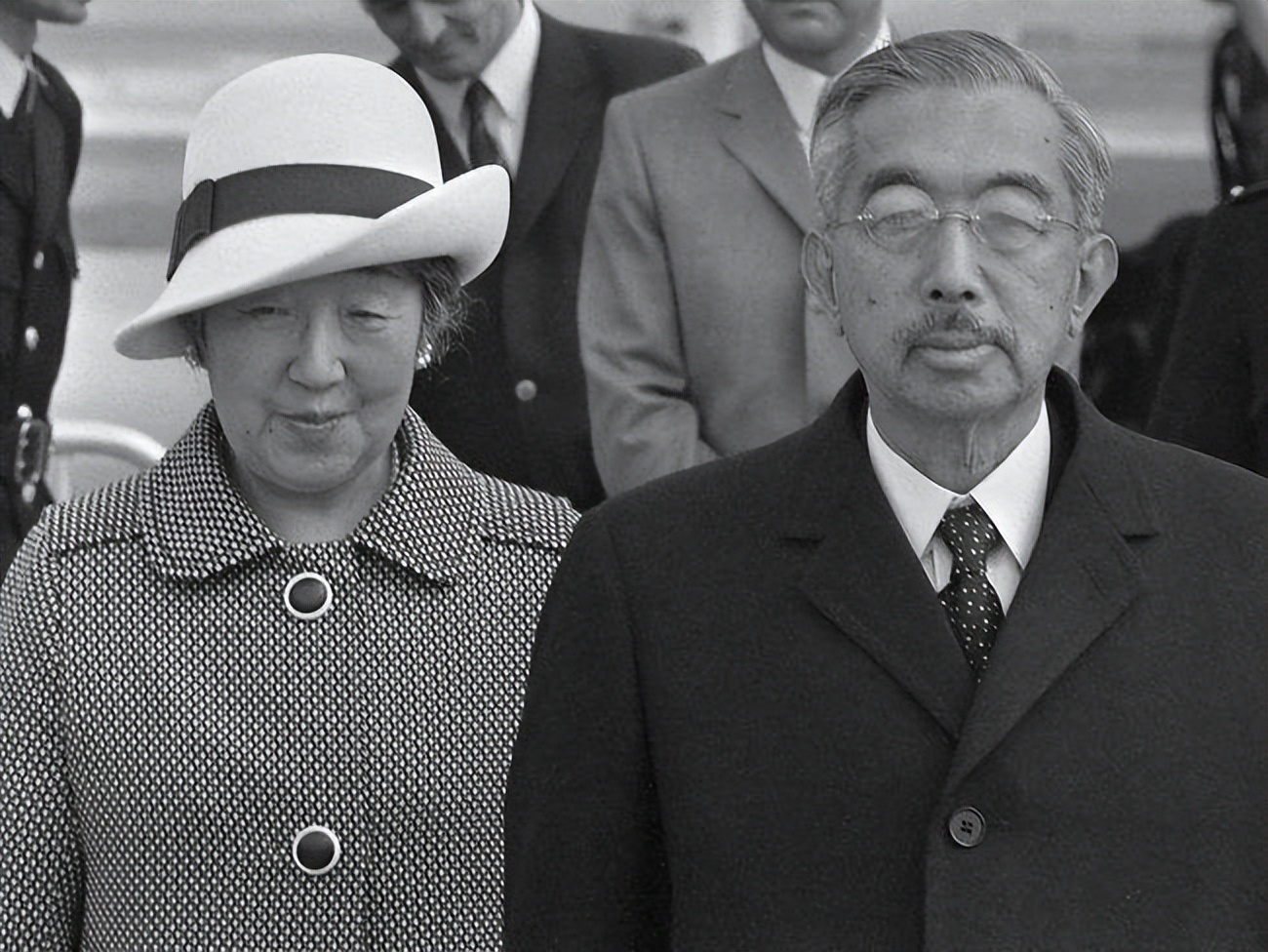 日本首位平民皇后：因打网球被太子看上，嫁入皇室后却被逼得抑郁