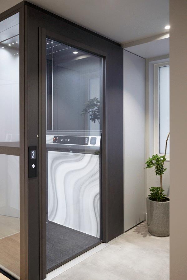 10平米家庭影音娱乐室健身房,8平米住6口人