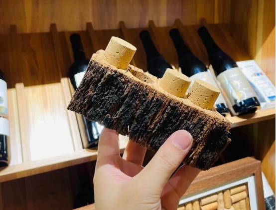 买红酒的盖子,红酒是铁瓶盖还是软木塞的好