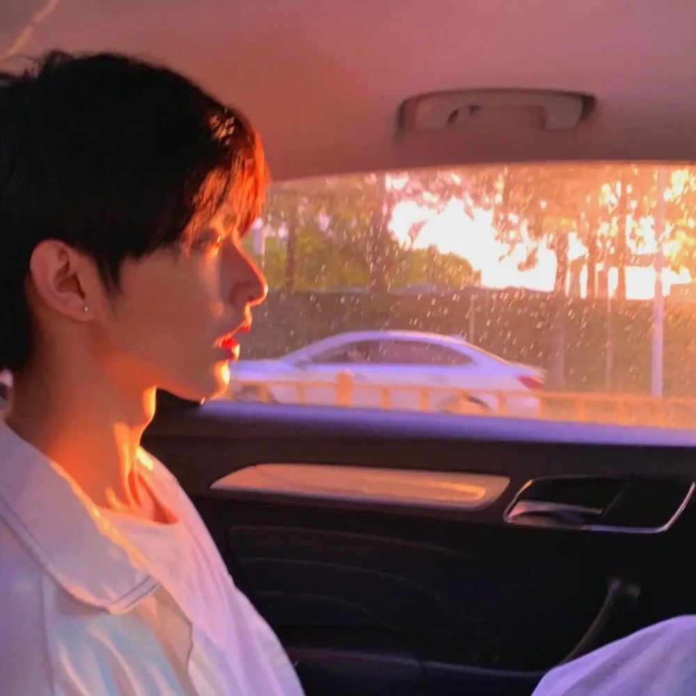 抖音网红动漫头像,抖音怎么拍动漫头像