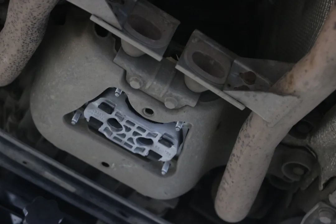 大哥买奥迪a6,奥迪a6c5老车翻新满血复活