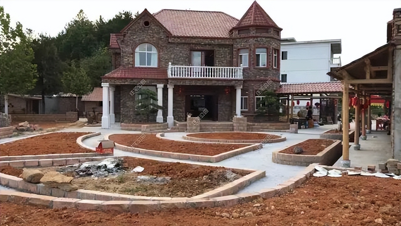 为什么有些人建房可以建几千平,为啥有的农村个人建房很大