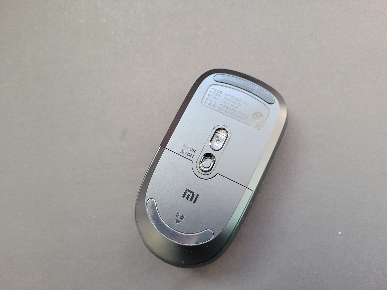 小米无线鼠标lite经常失灵,小米无线鼠标lite模式切换键