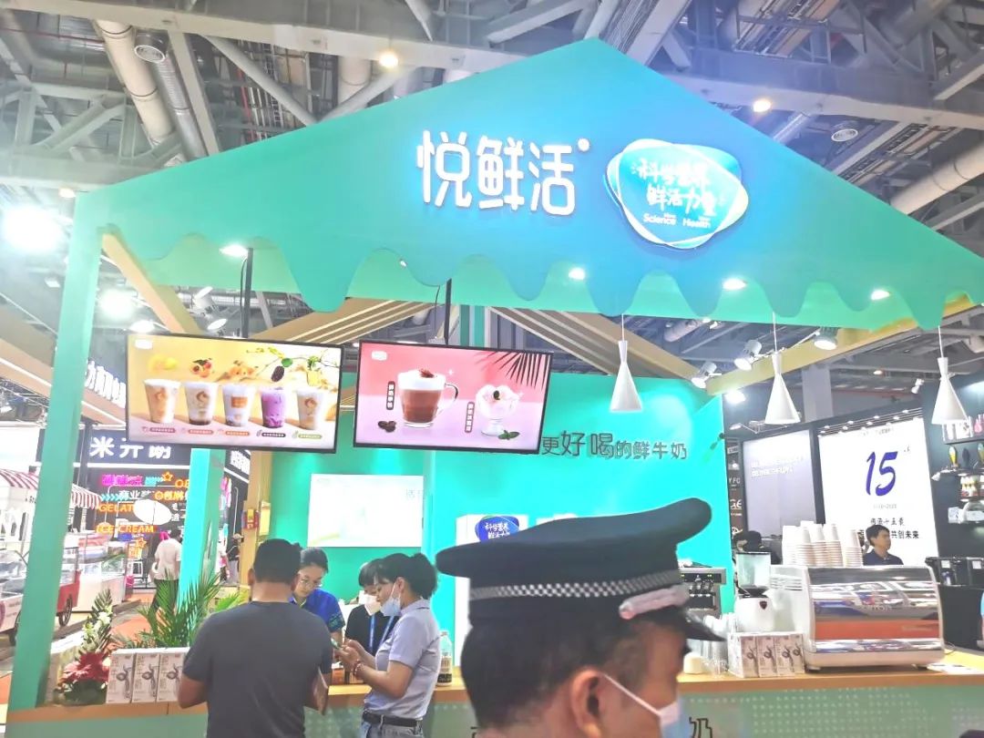 【现场】你好椰、立高等品牌亮相2023上海国际酒店及餐饮业博览会