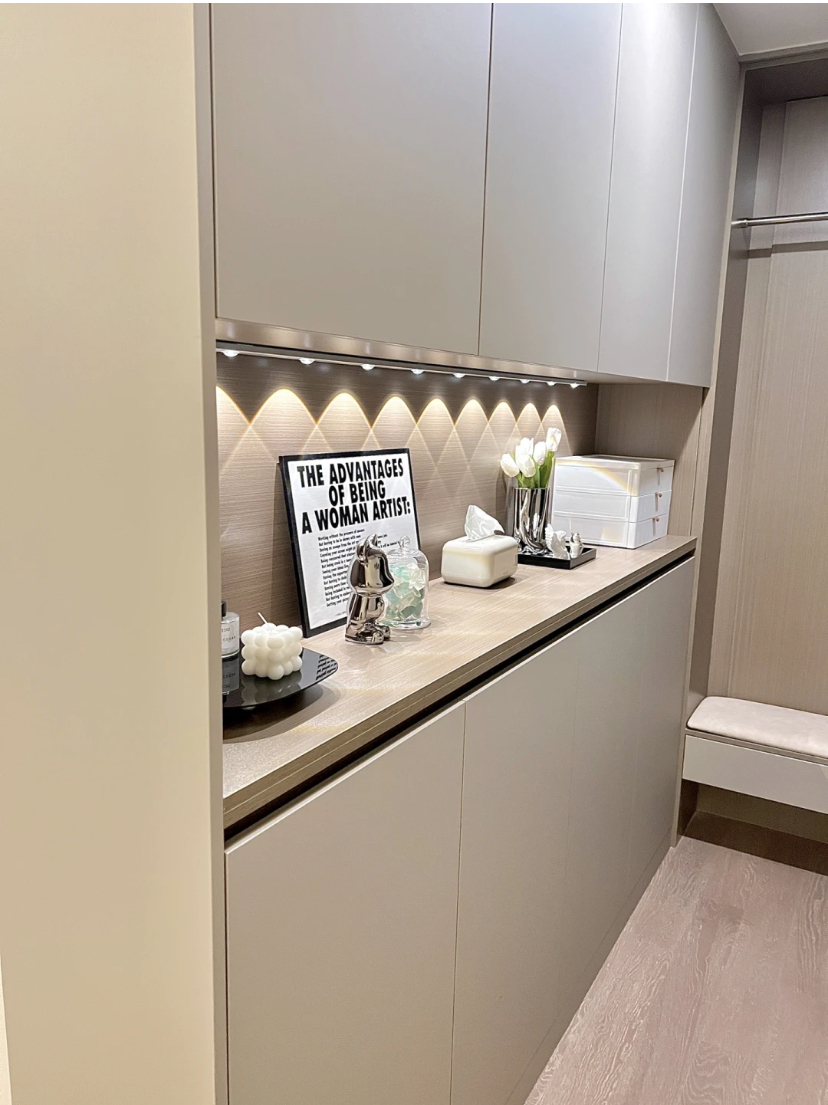 江苏夫妻“教科书式”的装修火了，全屋布置得干净又实用，超羡慕