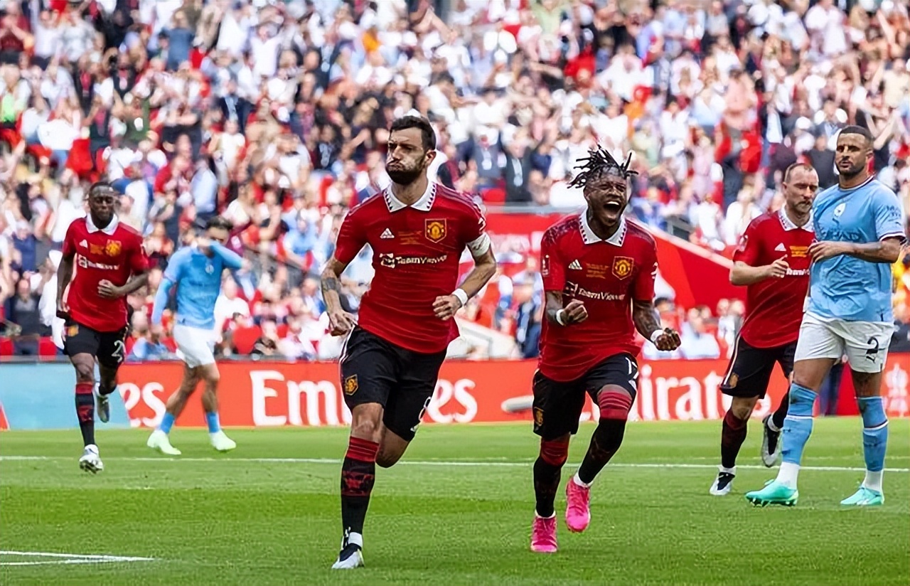 曼联赛季回顾,曼联这赛季战绩与豪门战绩