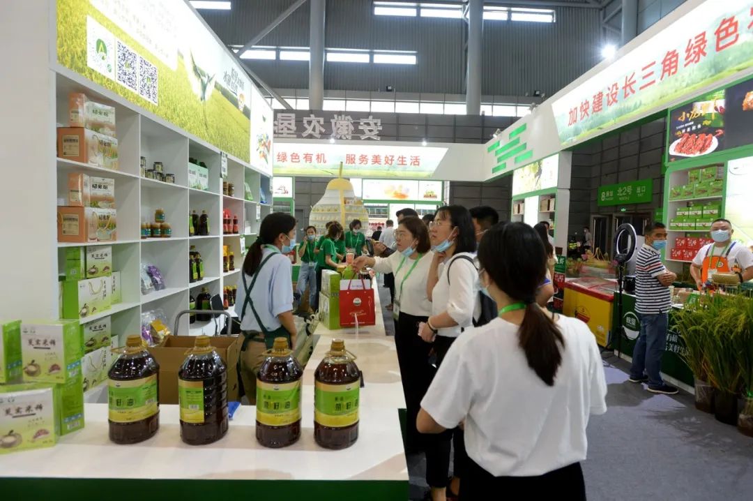 勇担历史使命深耕现代农业推动*党**的二十大精神在安徽农垦落地生根