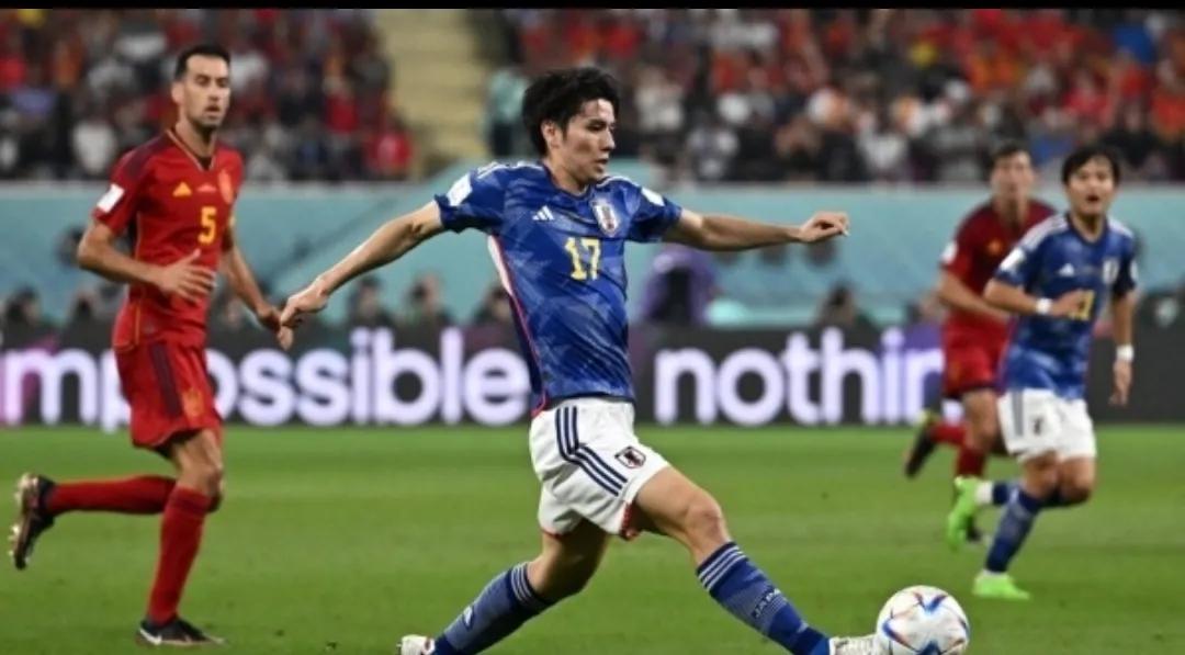 每天英语学习-中英新闻-20221202