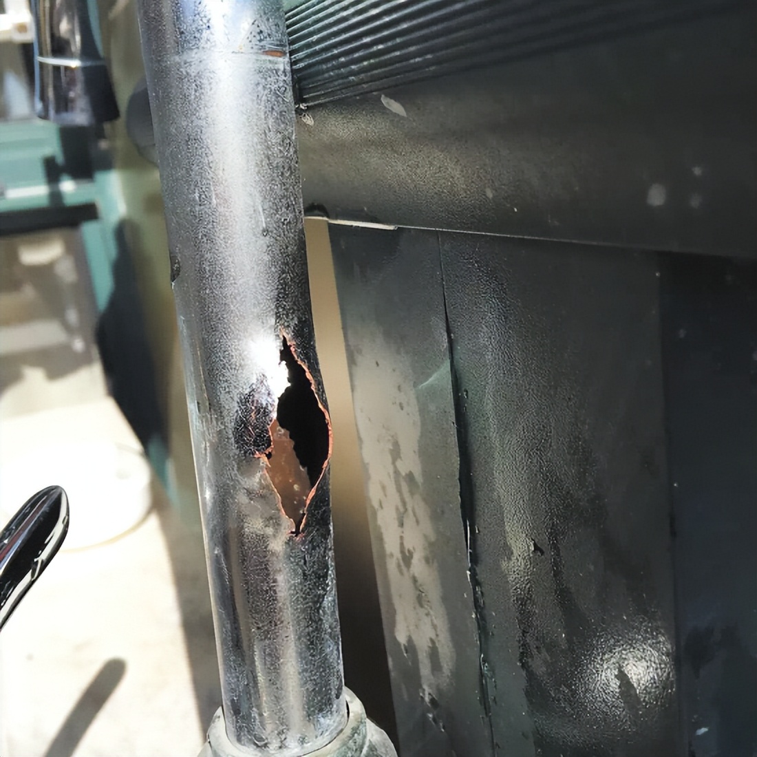 外墙水管漏水维修一般需要多少钱,外墙水管接口处漏水怎么修