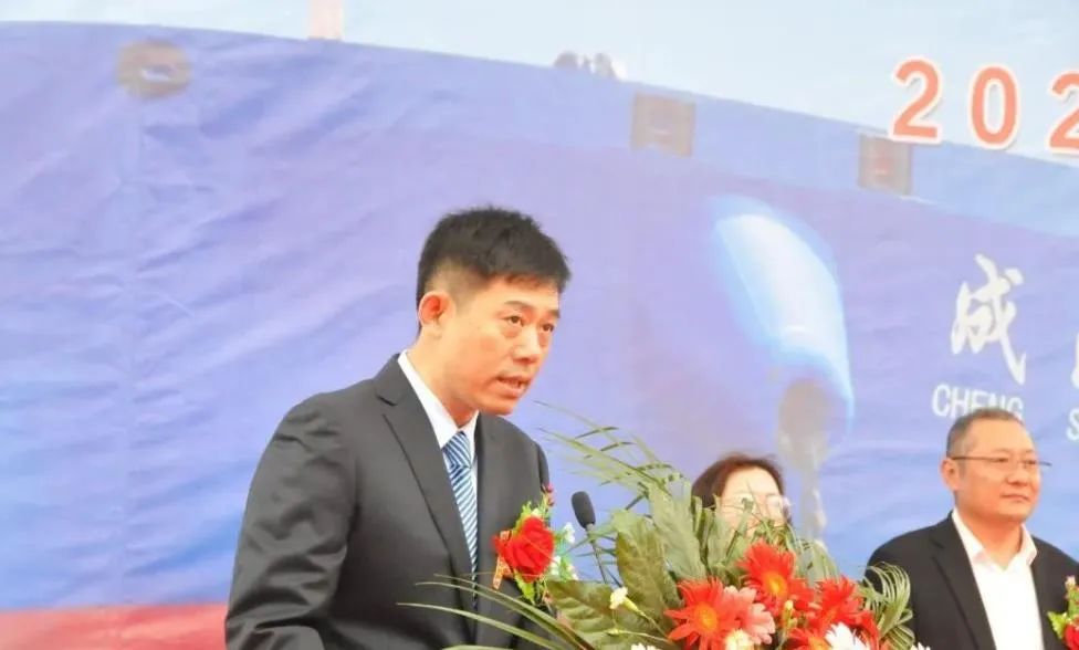 口岸船舶81200吨散货船开建,120000吨散货船交付