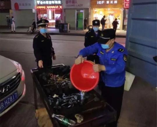 刚刚,我把月入2万元的烧烤店关掉了:表面风光,辛酸自己知道