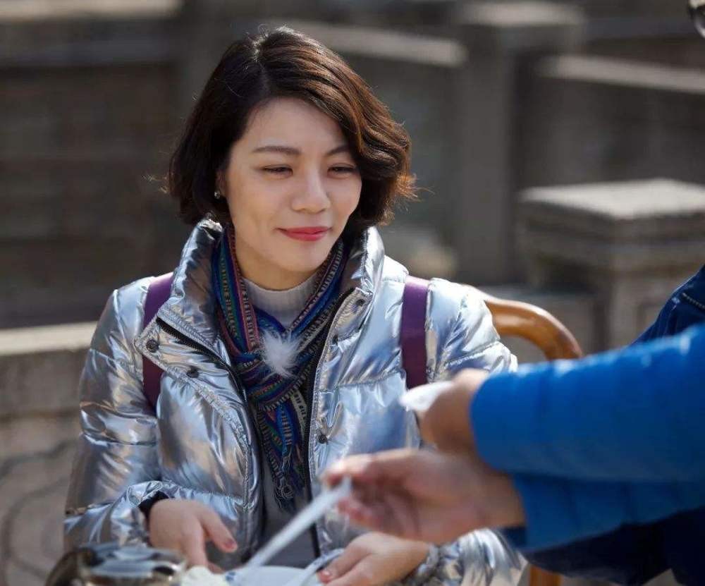 复旦大学女教授陈果对死亡的领悟,上海女教授陈果哪个字读错了