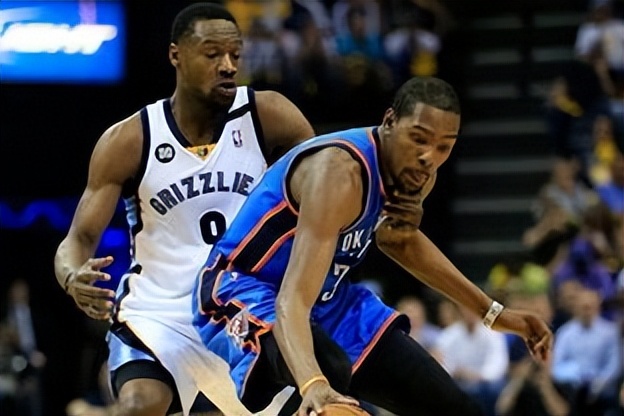 揭秘NBA历史上三大后卫防守大闸，佩顿屈居第二，乔丹实至名归！