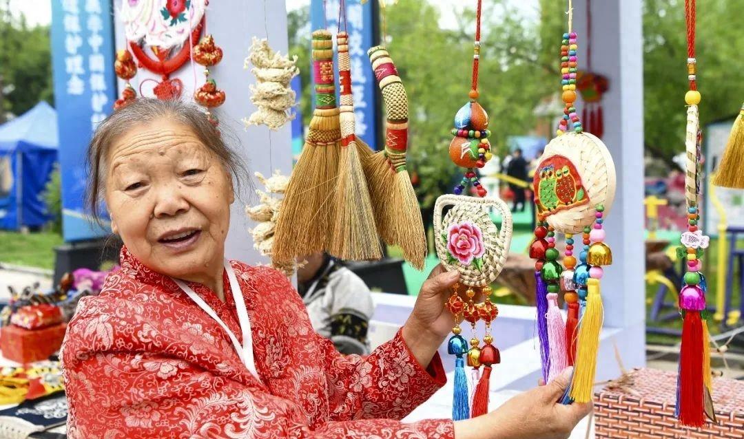 从《少林寺》到《狮子王》：非遗文化与大众文化的审美偏差