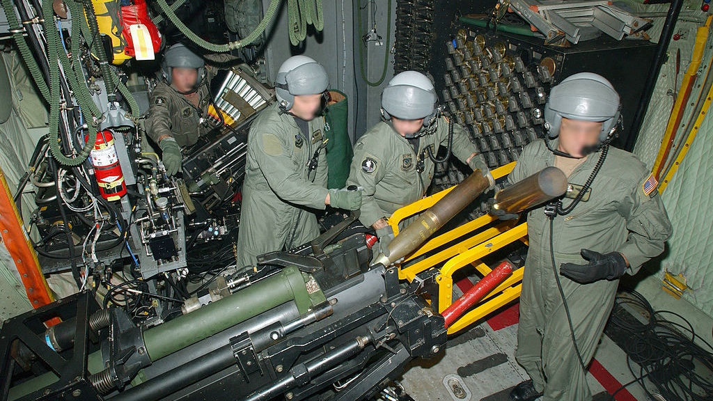 ac130空中炮艇榴弹炮,空中炮艇ac130中国有吗