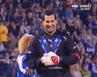 门将吐口水卡洛斯,门将评价卡洛斯任意球