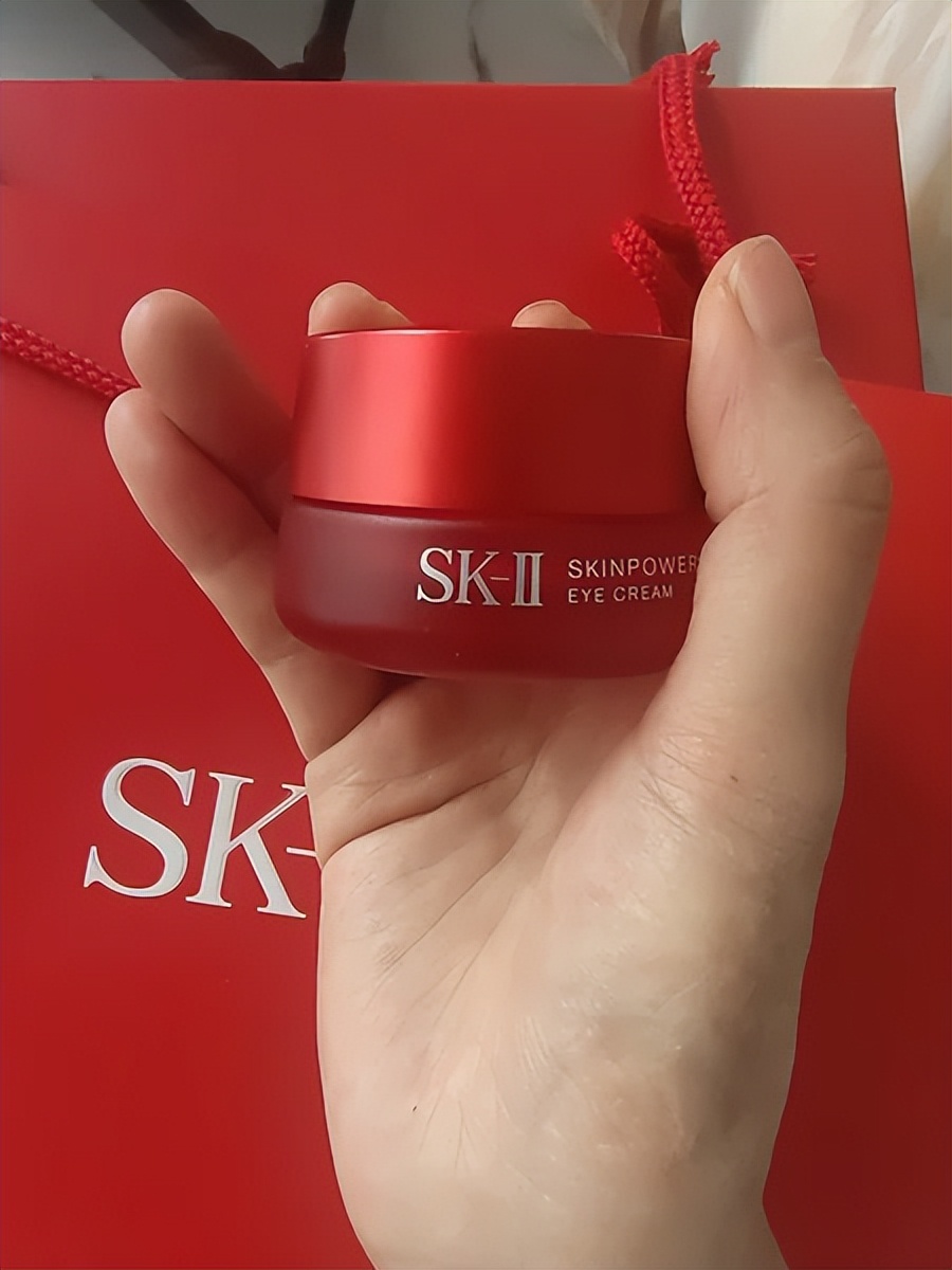 5款热门眼霜评测：能解决眼角细纹、干纹、皱纹的眼霜不可错过！