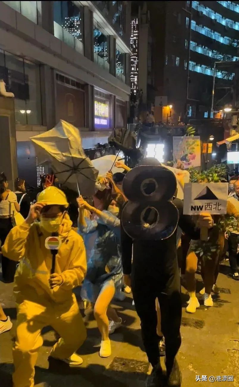 轰动全球的*踏事踩**故,彻底改变了香港