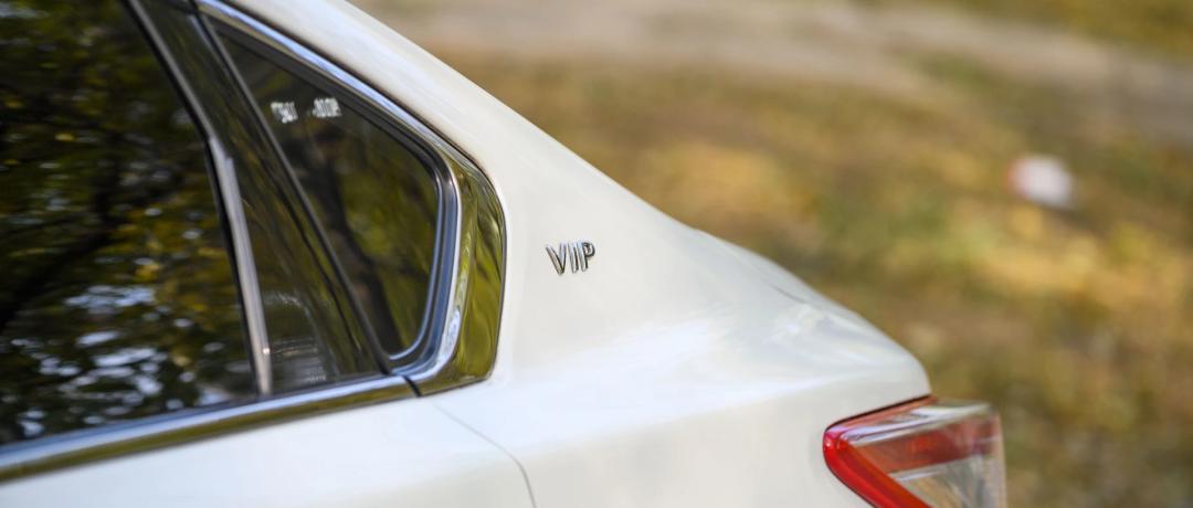 十多万一台二手天籁,日产天籁公爵2009二手多少钱一台