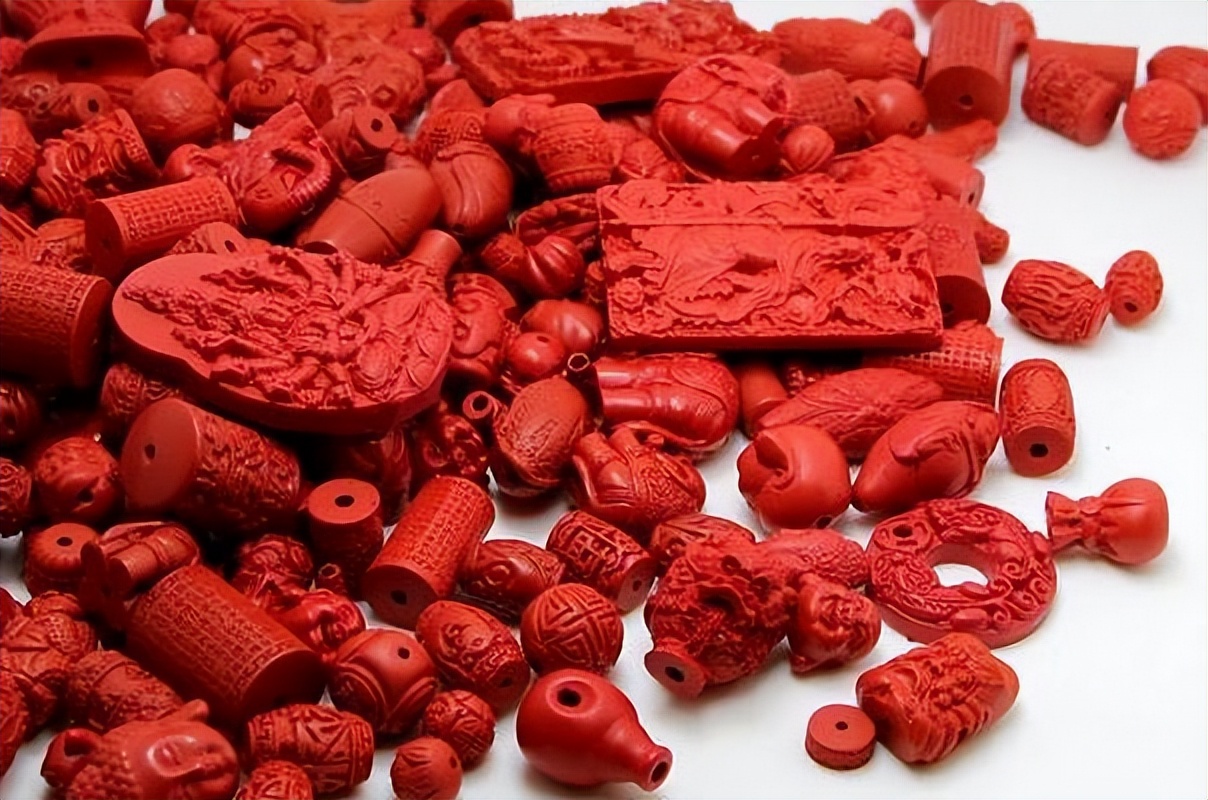 新龙甘消炎膏对痔术后疼痛及水肿的相关效性随机对照临床试验