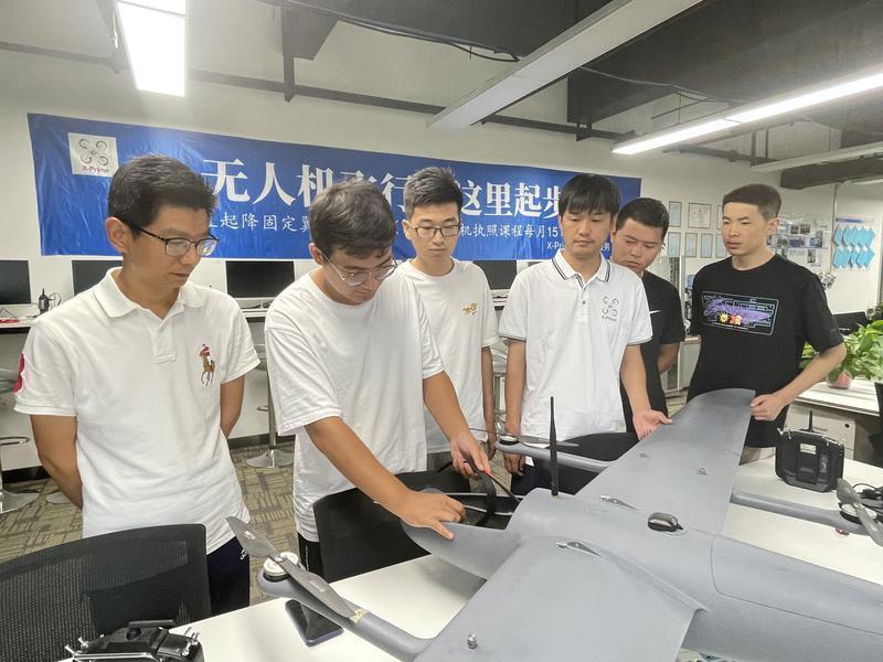 中国经济观察创新激发澎湃动力,陕西培育新动能观察