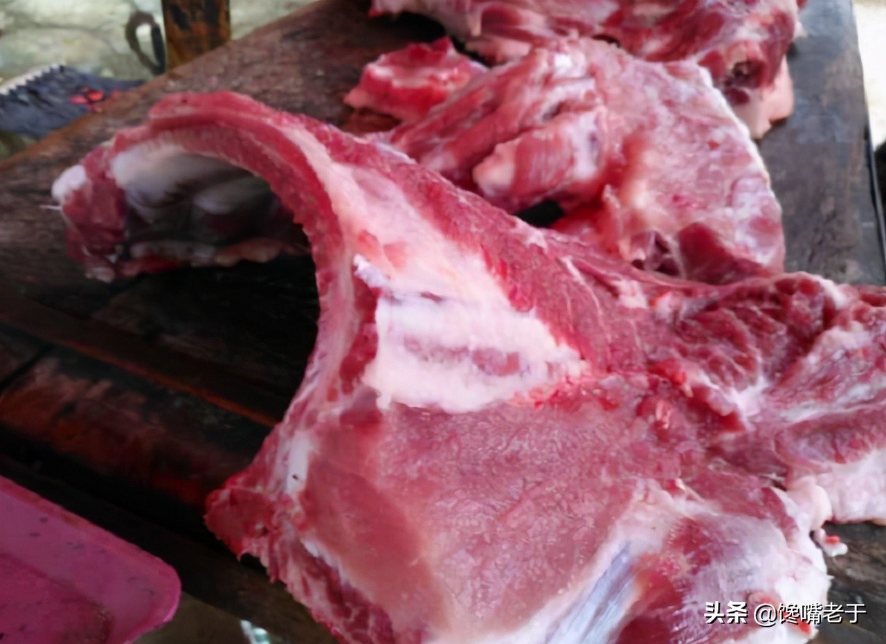 买排骨里面骨头细的好还是粗的好,一般排骨用大排还是小排