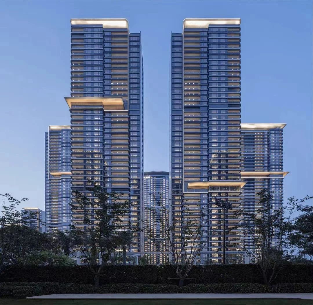 钻石光感外立面，这款水晶天幕奢宅究竟有多“卷”？