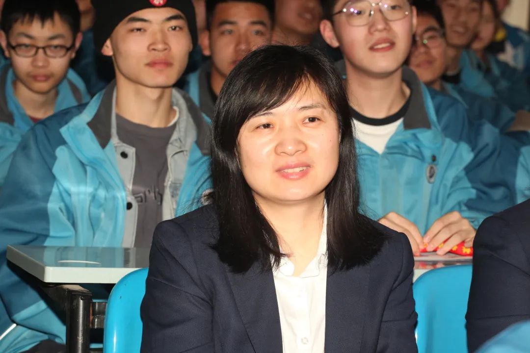 鹰击长空鹏程万里大展宏图,鹏程万里扬帆起航