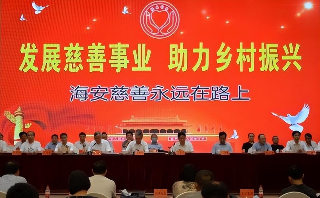 如果你彩票中了大奖需要扣多少税,如果彩票中奖1000万怎么办