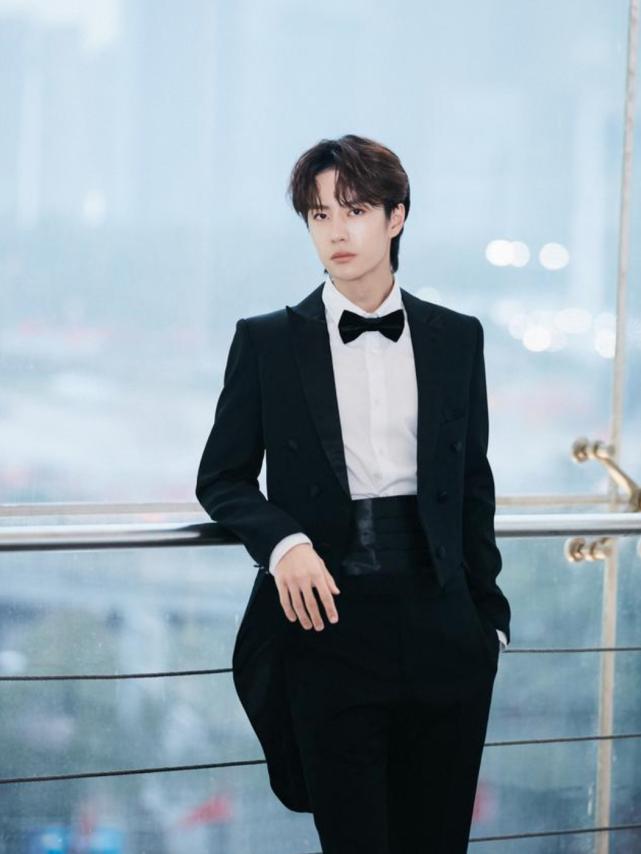 夹克版型常规款和直筒区别,工装夹克都有什么版型