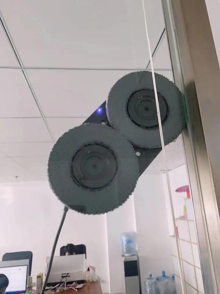 洒拖派0-Pro擦窗机器人到底值不值得入手？实时开箱测评！