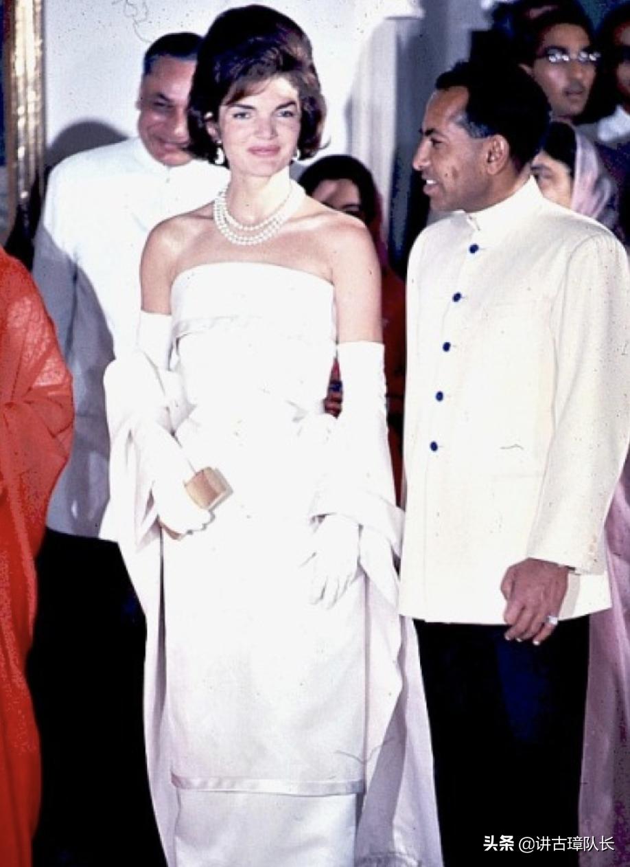 玛丽莲梦露最新写真,玛丽莲梦露为何是男人心中的女神