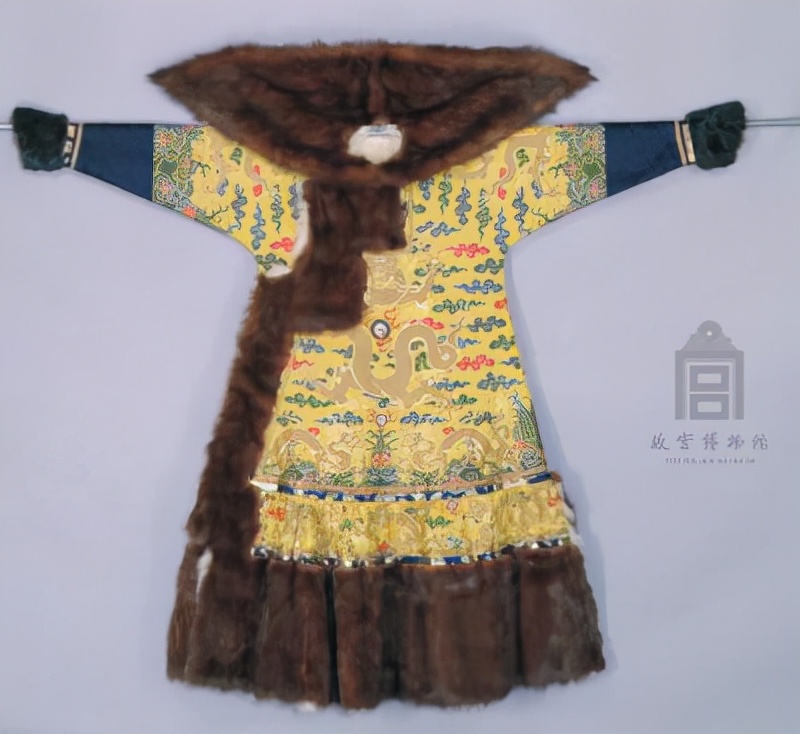 满清入关前的服装,满清之前各民族服饰