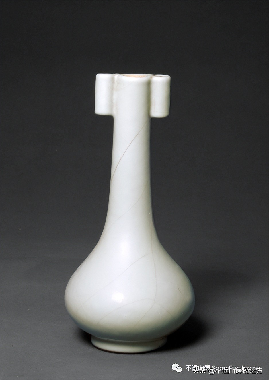 雍正黄色釉瓷器图,清代雍正朝粉青釉瓷器鉴赏