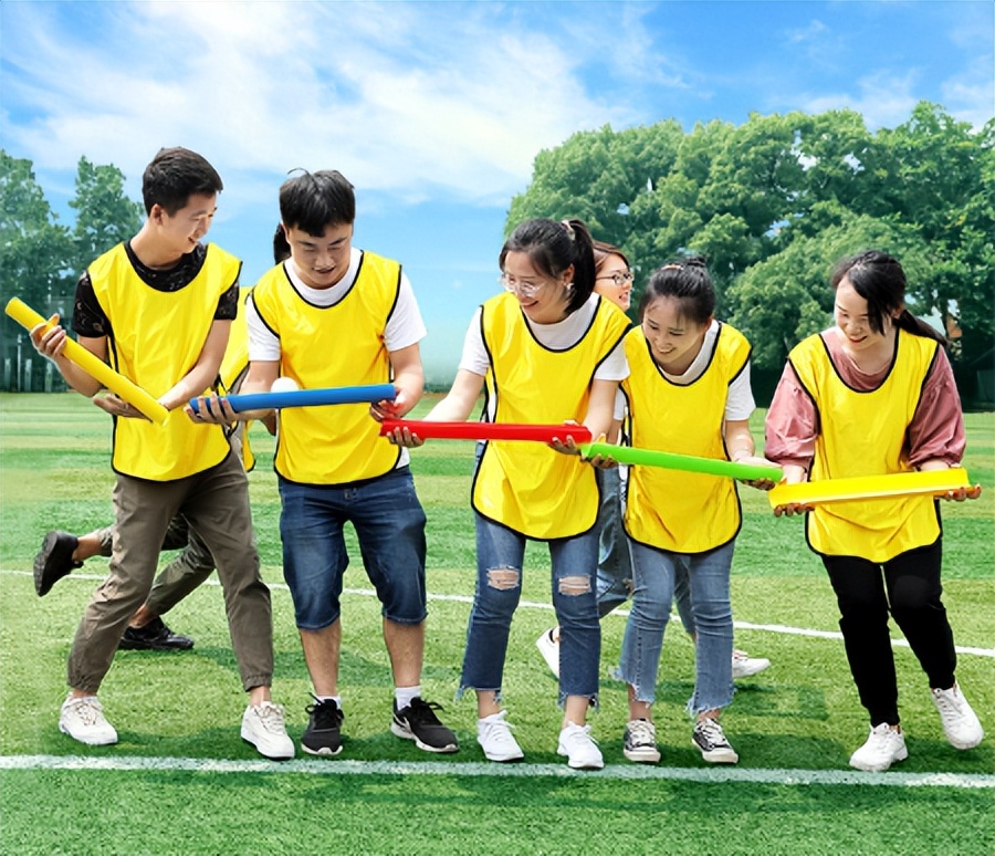 团建趣味飞机游戏怎么玩,趣游研学营