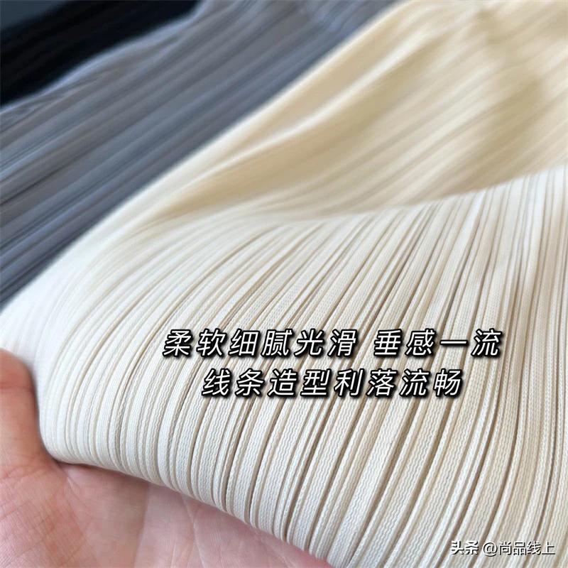 一个被褶皱服饰承包的夏天，【FBee菲必】永久褶皱，⁮不用熨烫