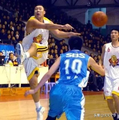 王晗重返吉林男篮主教练,王晗男篮国家队集锦