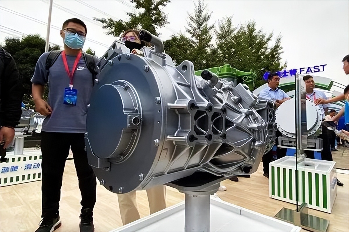 开启双驱动模式，法士特一路行稳致远|卡车之友网