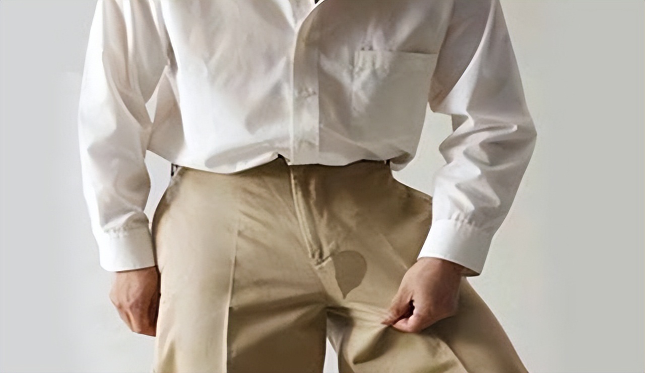 女人摘掉卵巢后与正常女人的区别,女性摘掉子宫会显老吗