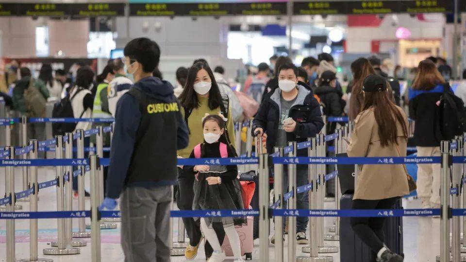 香港免费领取全日通领完了吗,香港全面通关后还要港澳通行证吗