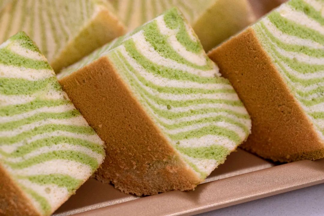 记住这个重点,蛋糕糊做好摆上半小时,依然蓬松暄软不消泡