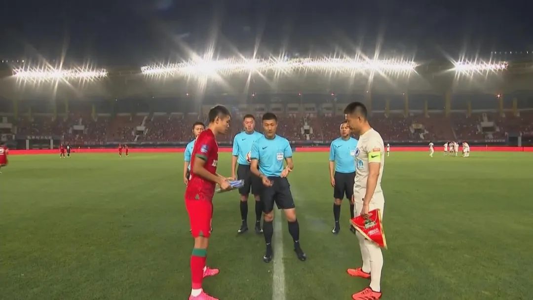 5.20之夜，缘何球场*力暴**升级？