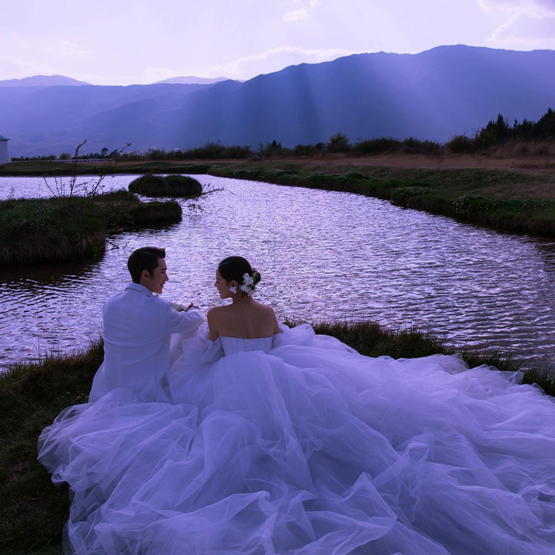 丽江拍婚纱照哪家最好最值得信任,丽江婚纱照旅拍推荐哪家好