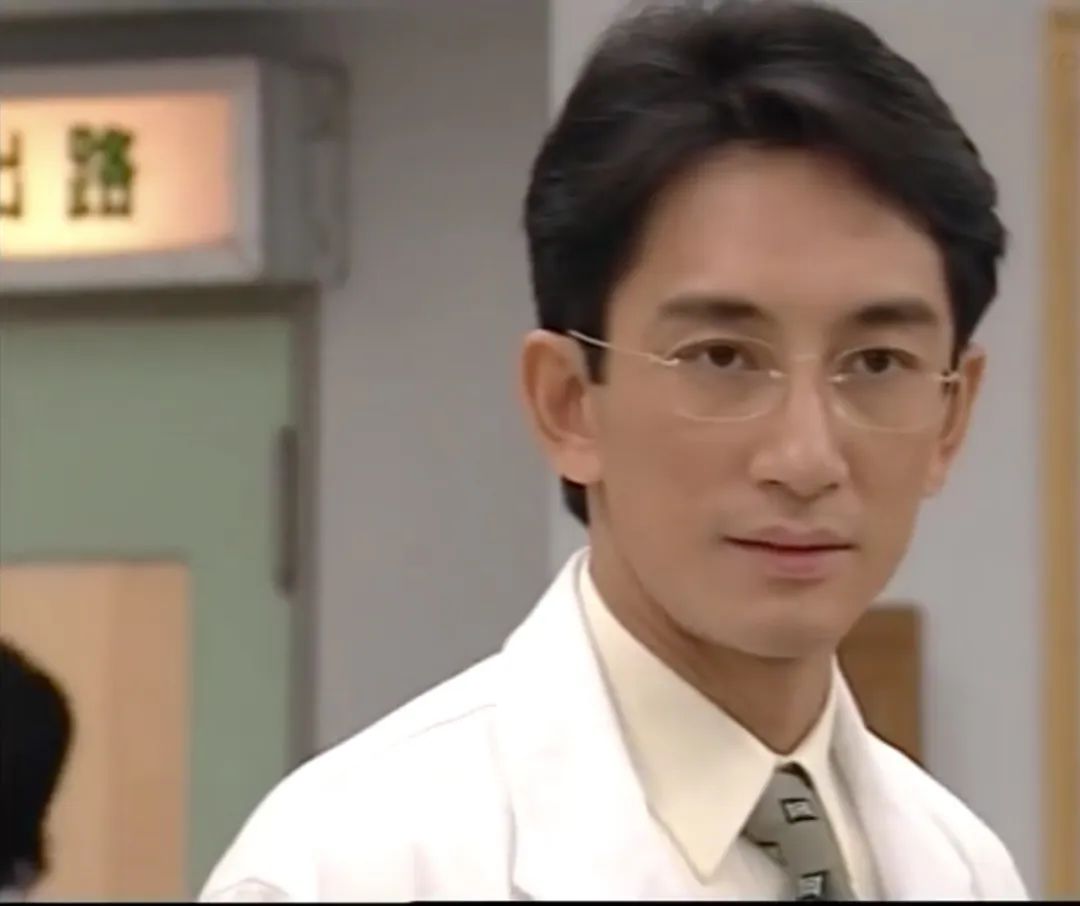 吴启华电影有哪些,吴启华青蛇