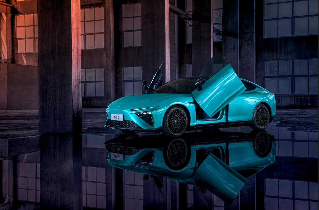 造车新势力形成五虎乱战场面，竞赛来到下半场，谁会是赢家？